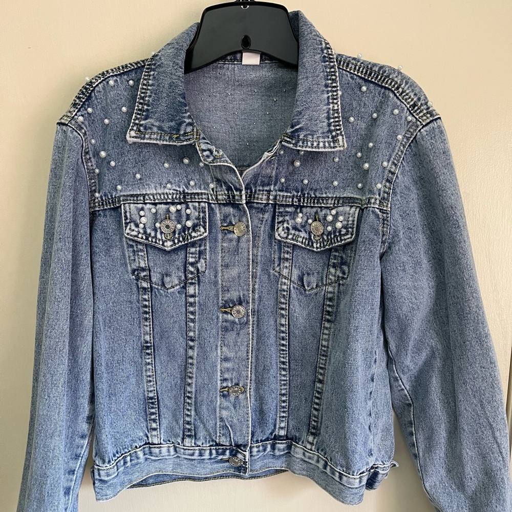 Mrs. Jean jacket with pearls